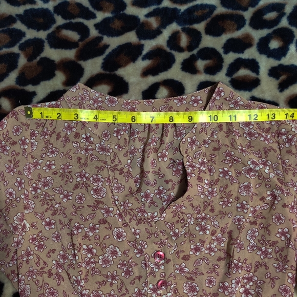 SOLD.......💚 Cottage Core Button Up Dress - Picture 12 of 15